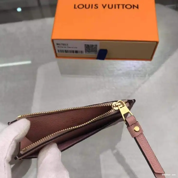 Brother sam LV Bags 19B570070 0826
